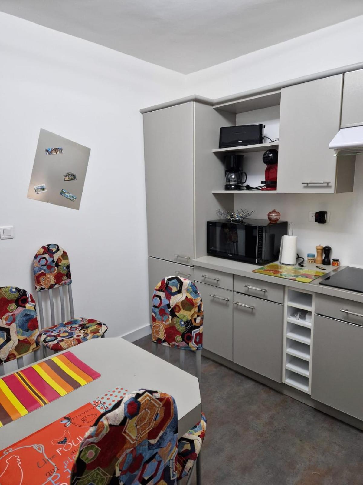 Jusqu'a 6 Personnes Apartment *